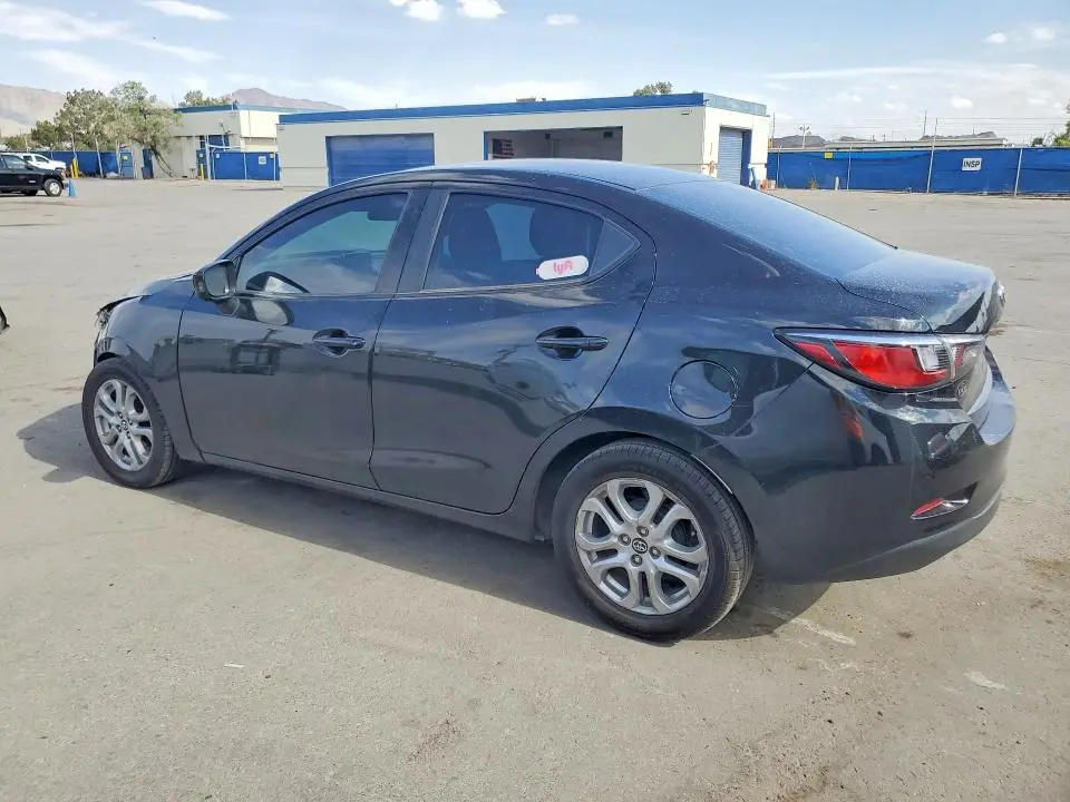 2018 TOYOTA YARIS IA BASE  