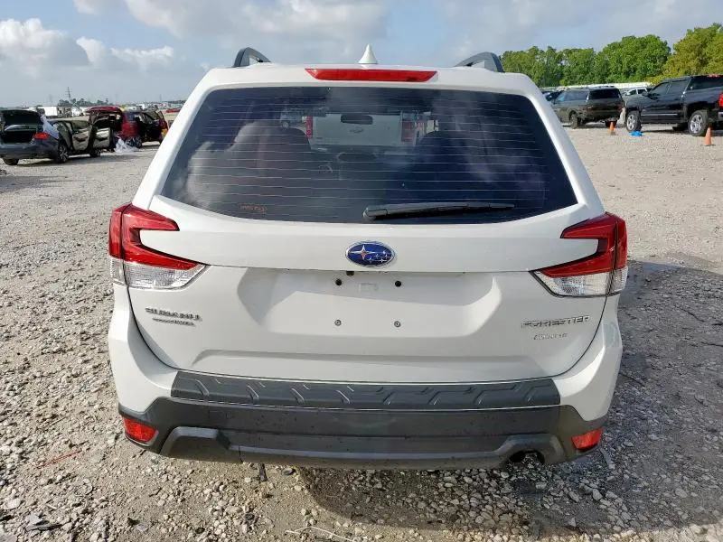 2020 SUBARU FORESTER   