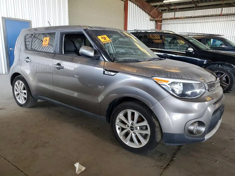2017 KIA SOUL +  