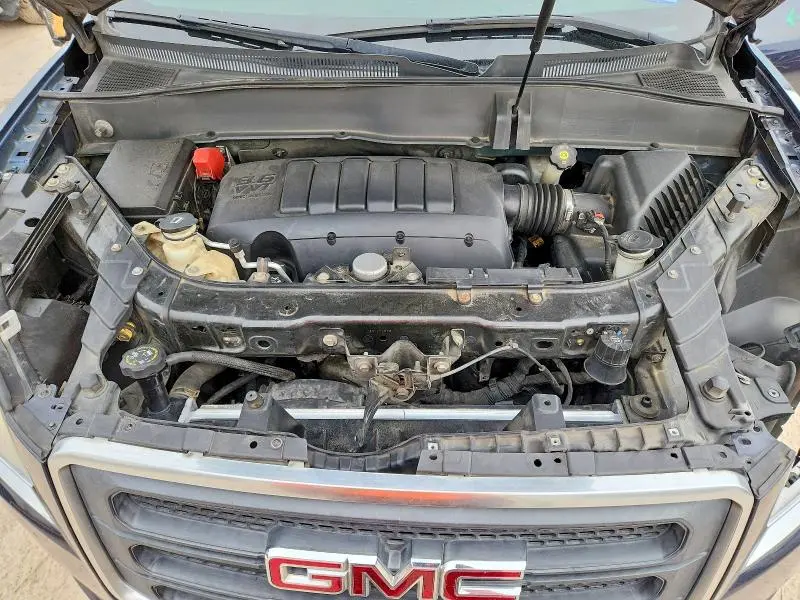 2015 GMC ACADIA SLE  