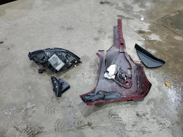 2021 MERCEDES-BENZ GLA 250 4MATIC  