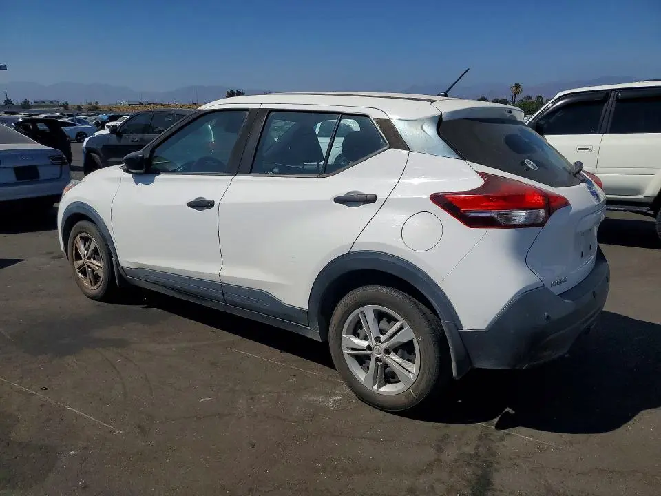 2020 NISSAN KICKS S  
