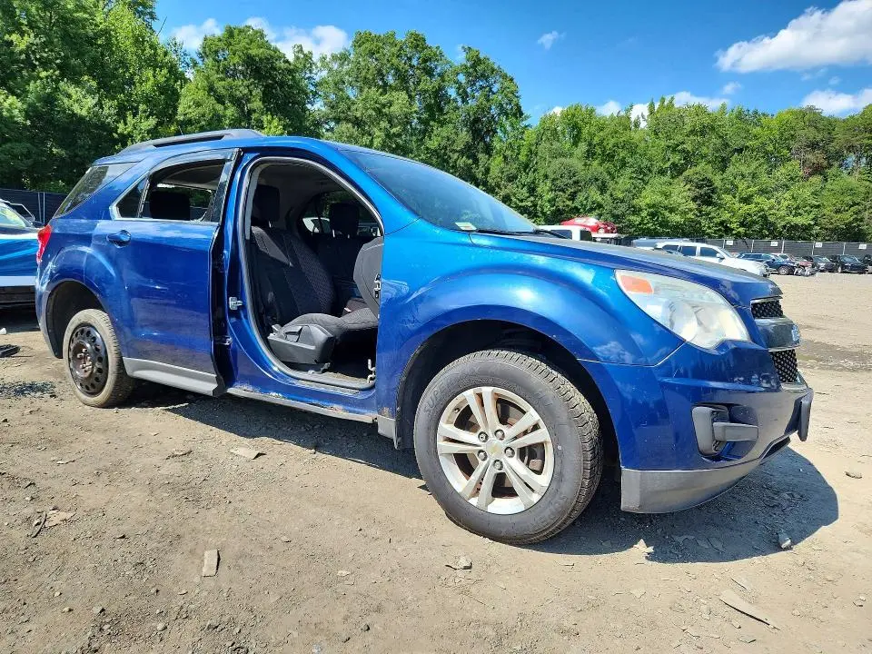 2010 CHEVROLET EQUINOX LT  