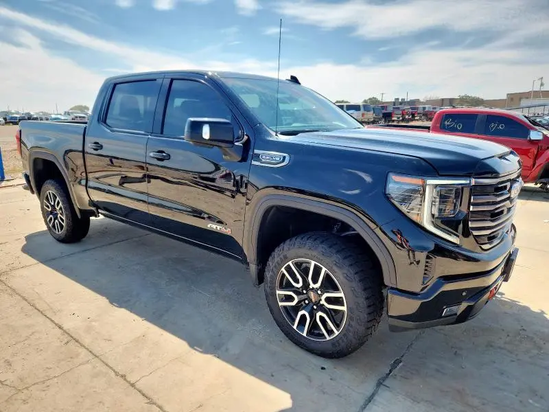 2025 GMC SIERRA K1500 AT4  