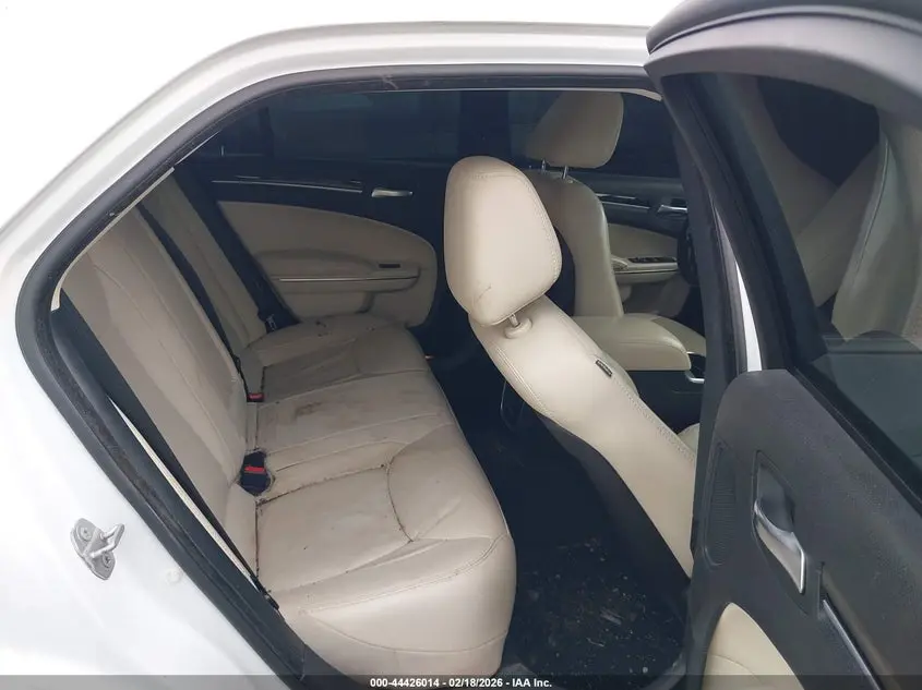 2015 CHRYSLER 300 LIMITED