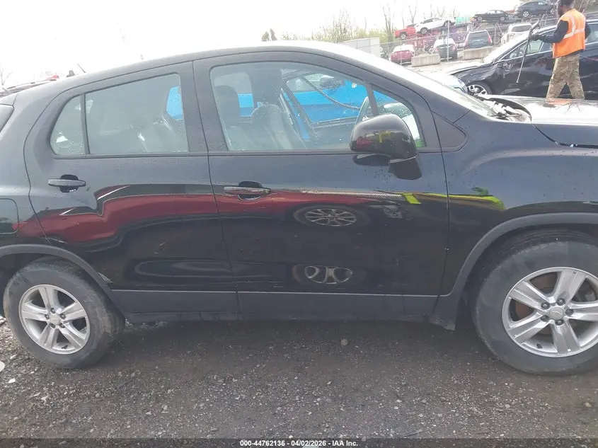 2021 CHEVROLET TRAX FWD LS
