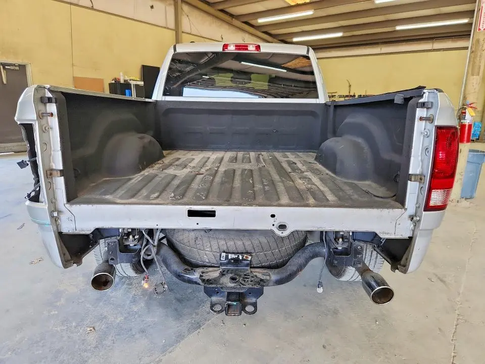 2014 RAM 1500 ST  