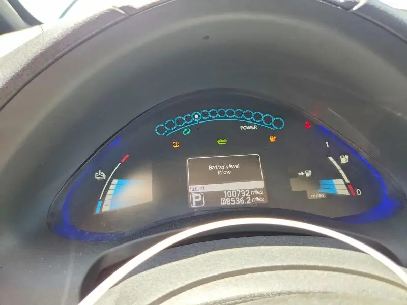 2013 NISSAN LEAF S  