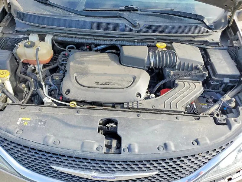 2017 CHRYSLER PACIFICA TOURING L  