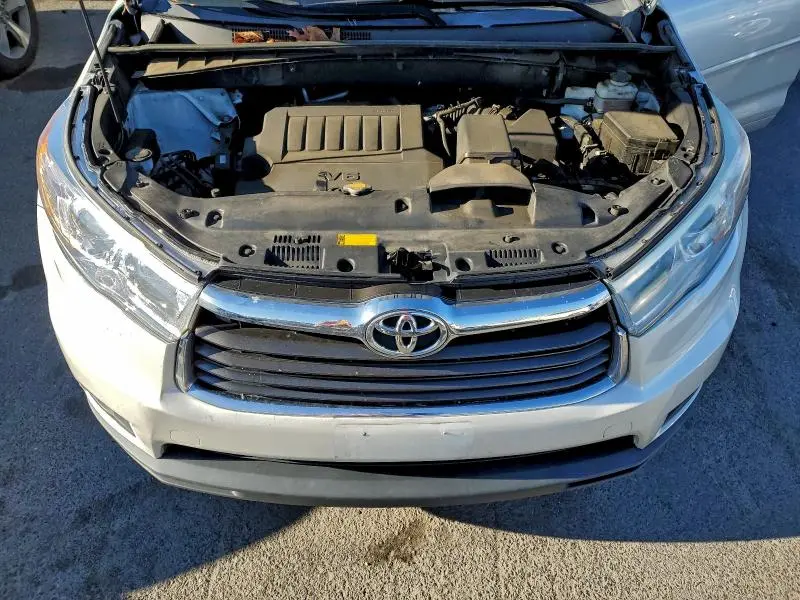 2014 TOYOTA HIGHLANDER XLE  