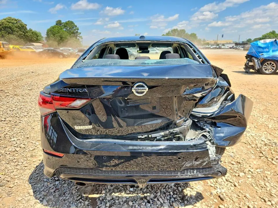 2023 NISSAN SENTRA SR  