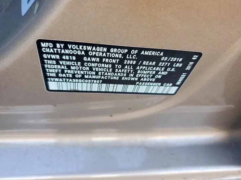 2016 VOLKSWAGEN PASSAT S  