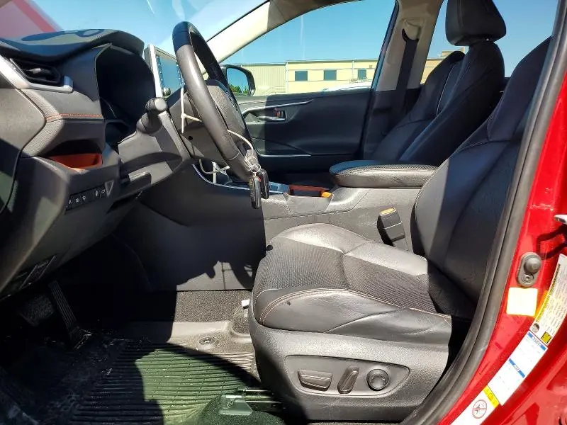 2019 TOYOTA RAV4 ADVENTURE  