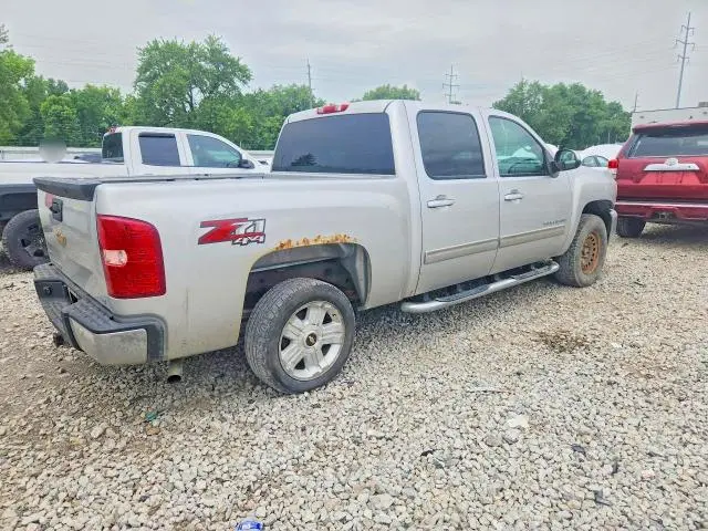 2011 CHEVROLET SILVERADO K1500 LT  