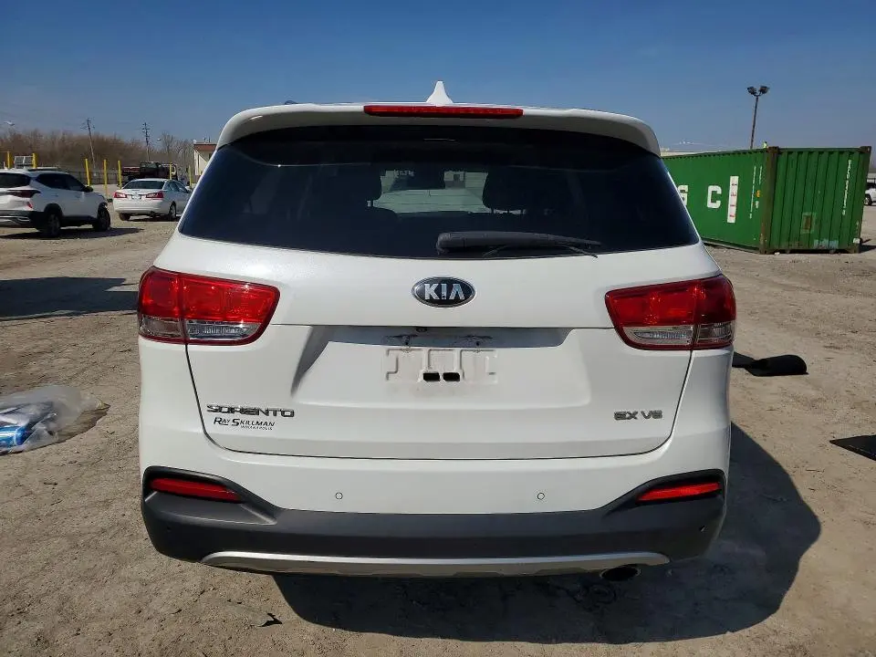 2016 KIA SORENTO EX V6  
