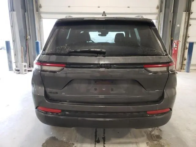 2024 JEEP GRAND CHEROKEE LAREDO