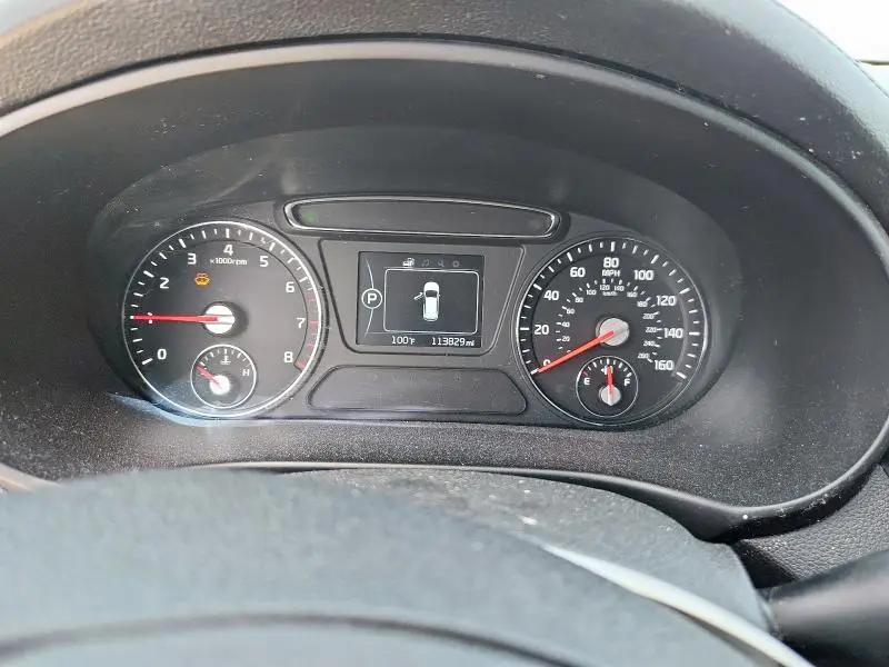 2017 KIA SORENTO LX  