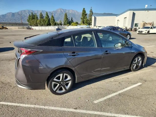 2016 TOYOTA PRIUS   