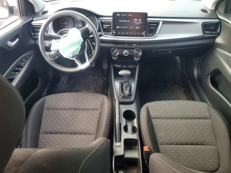 2022 KIA RIO LX  