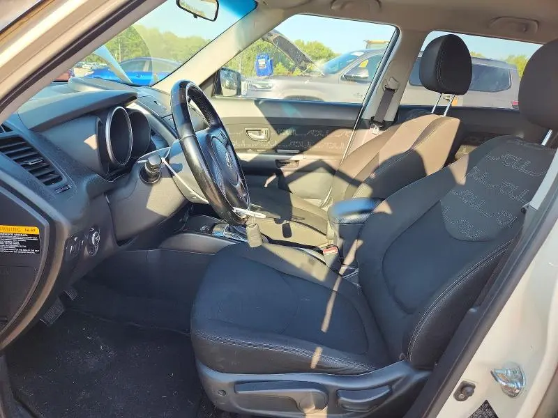 2013 KIA SOUL +  