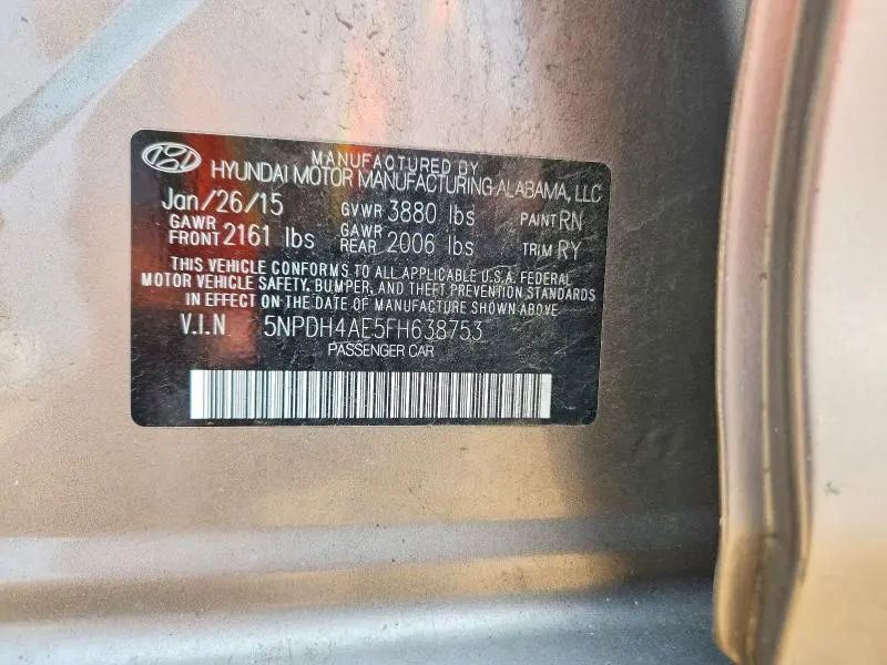 2015 HYUNDAI ELANTRA SE  