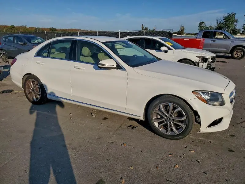 2017 MERCEDES-BENZ C 300  
