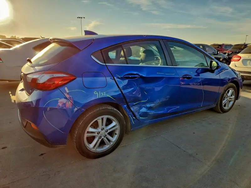 2017 CHEVROLET CRUZE LT  