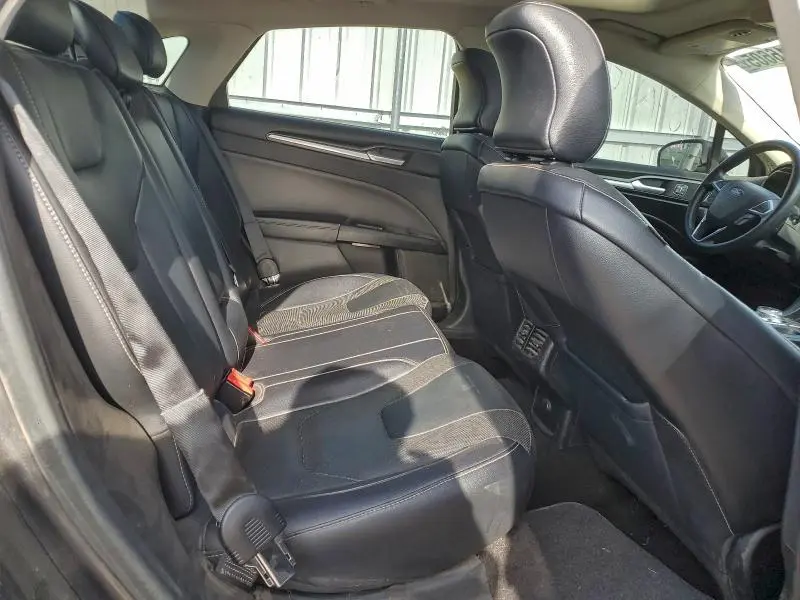 2019 FORD FUSION TITANIUM  