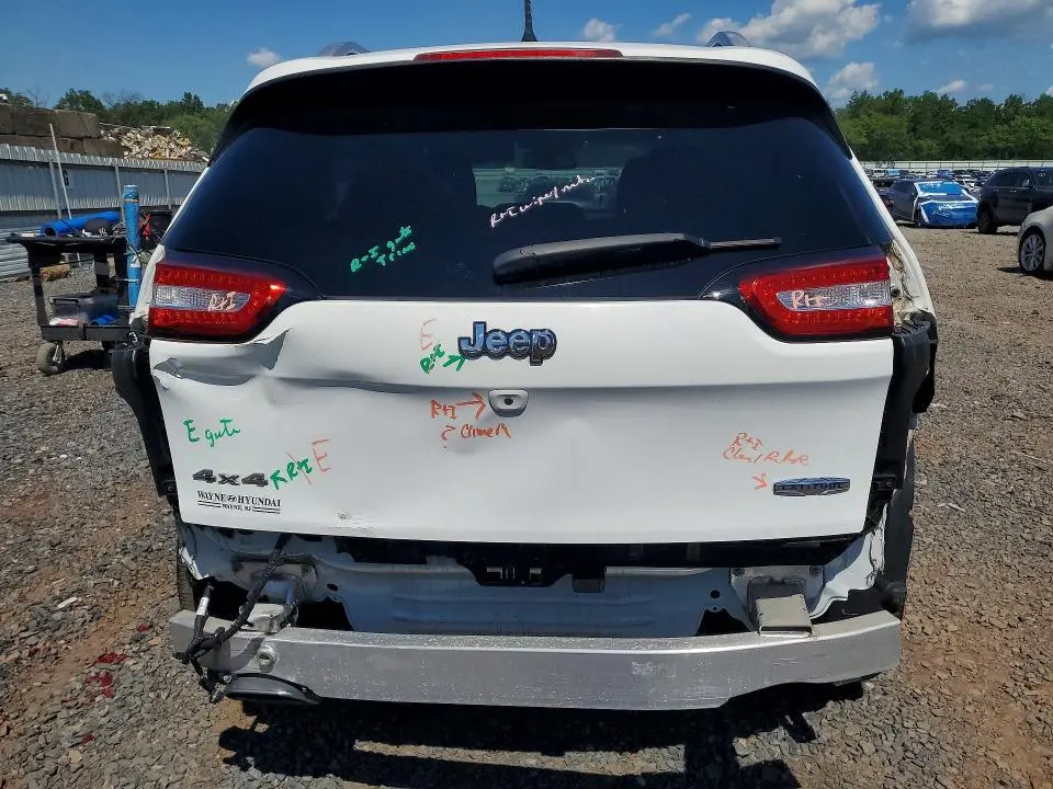 2016 JEEP CHEROKEE LATITUDE  