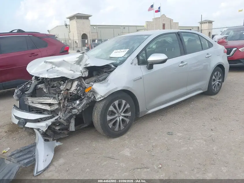 2021 TOYOTA COROLLA HYBRID LE