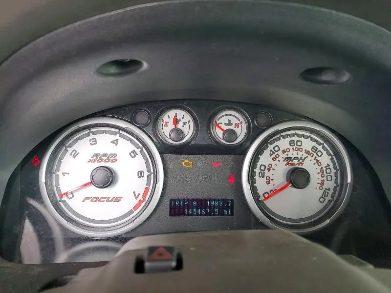 2011 FORD FOCUS SE  