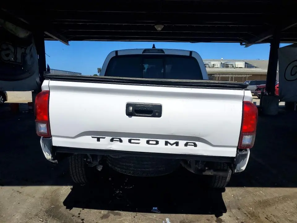 2021 TOYOTA TACOMA SR  