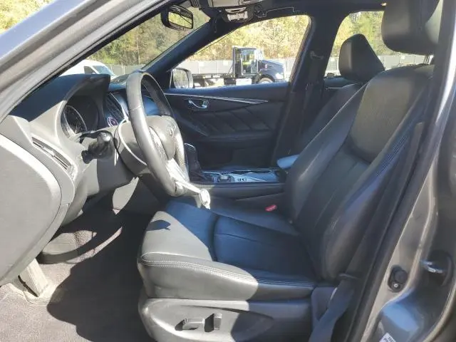 2018 INFINITI Q50 LUXE  