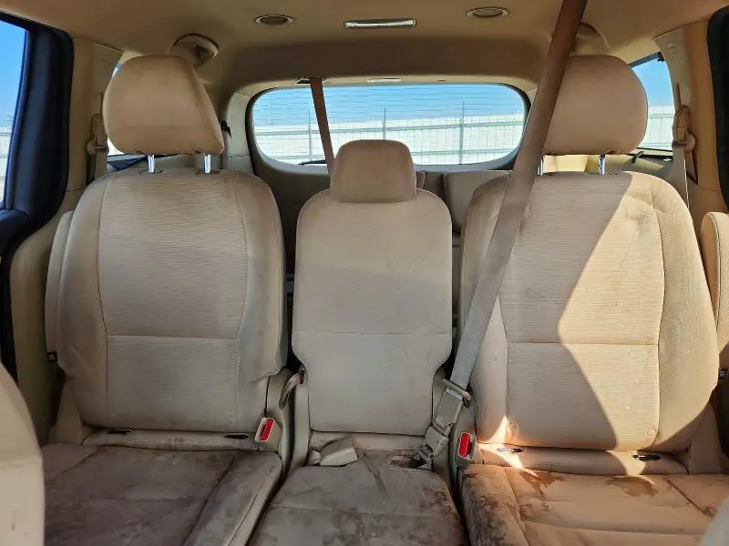 2015 KIA SEDONA LX  