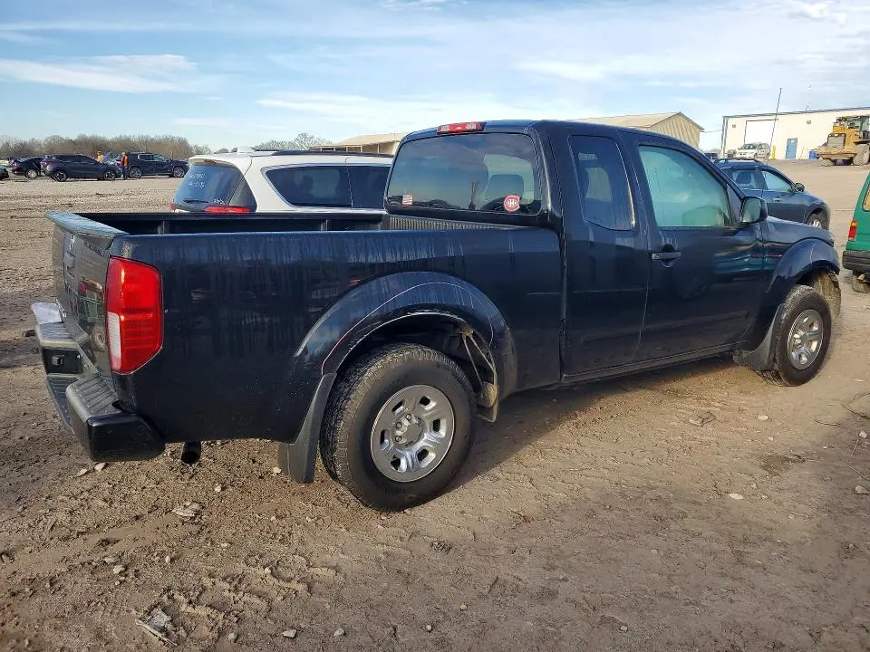 2017 NISSAN FRONTIER S  
