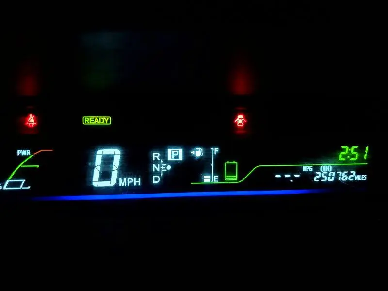 2012 TOYOTA PRIUS V TWO  