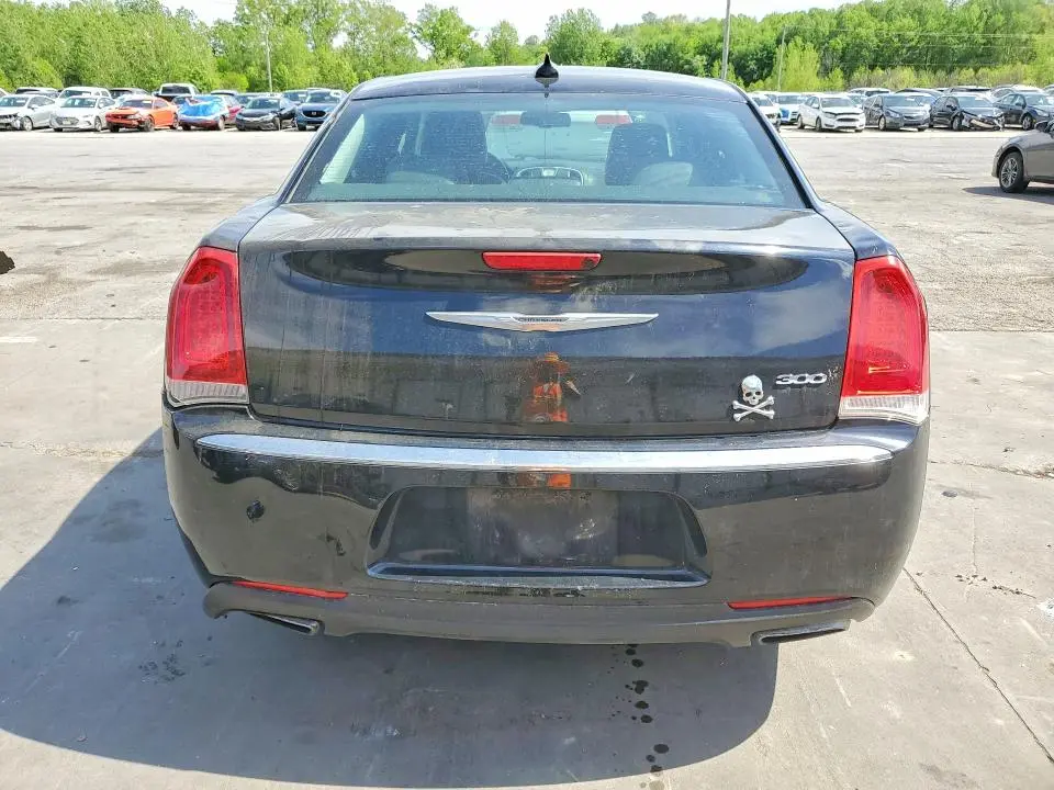 2015 CHRYSLER 300 LIMITED  