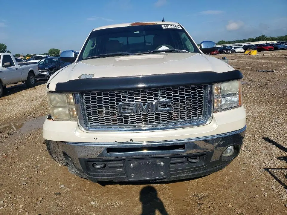2011 GMC SIERRA K1500 SLT  