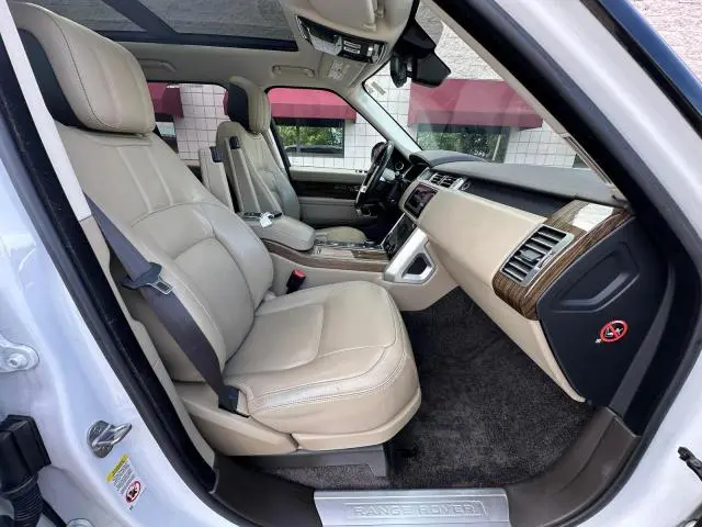 2019 LAND ROVER RANGE ROVER HSE  