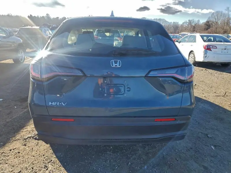 2025 HONDA HR-V LX  