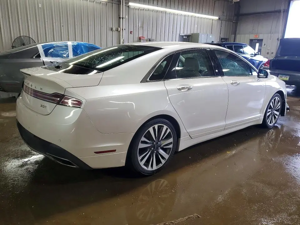 2017 LINCOLN MKZ RESERVE  