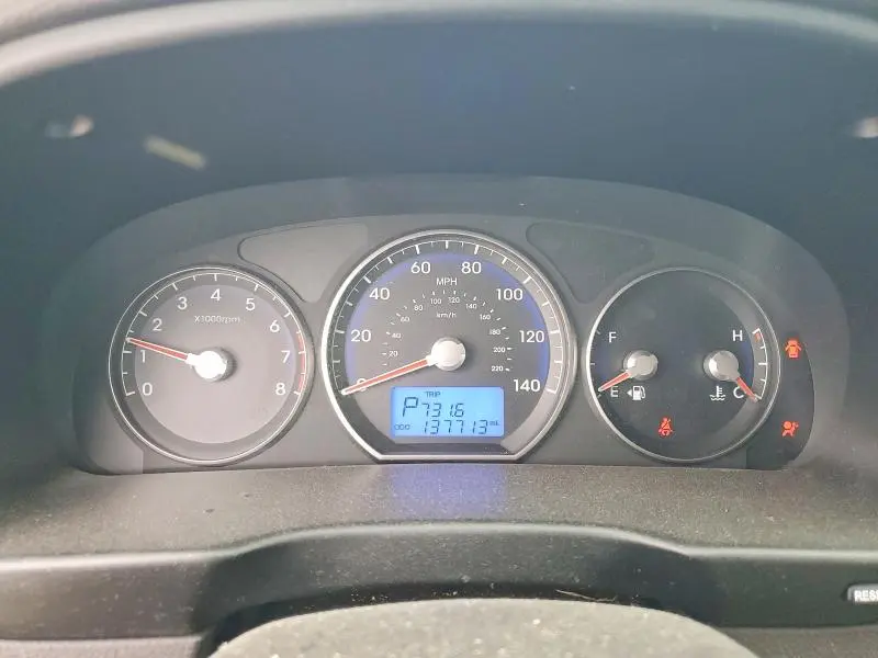 2012 HYUNDAI SANTA FE GLS  