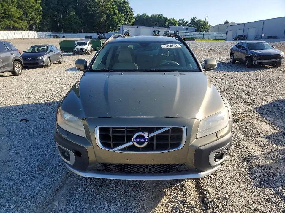 2010 VOLV XC70 3.2   
