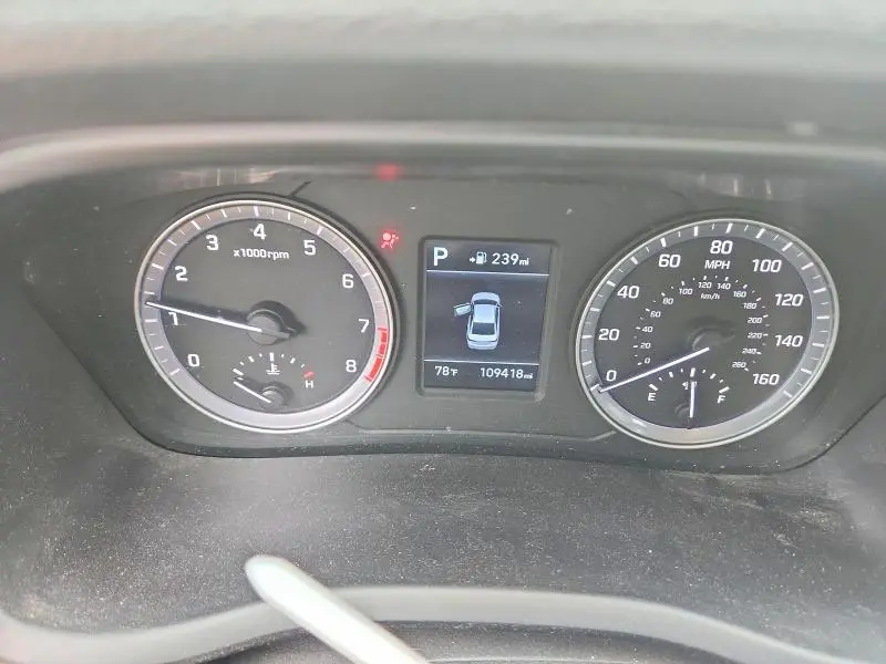 2018 HYUNDAI SONATA SE  