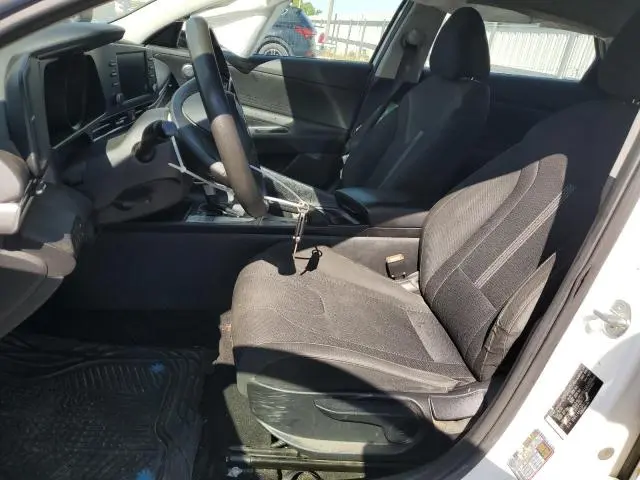 2023 HYUNDAI ELANTRA SE  