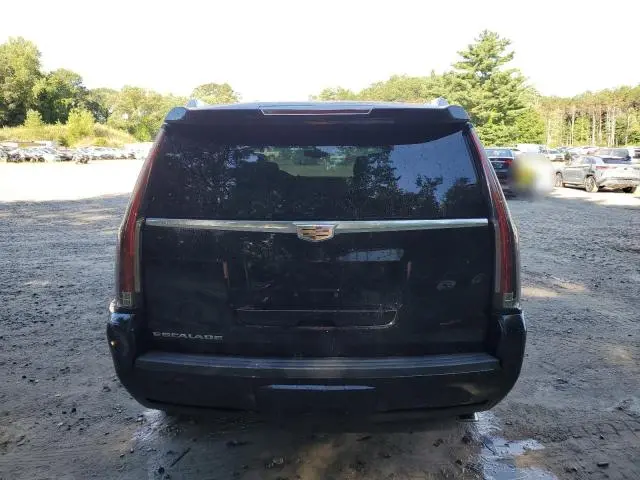 2016 CADILLAC ESCALADE LUXURY  