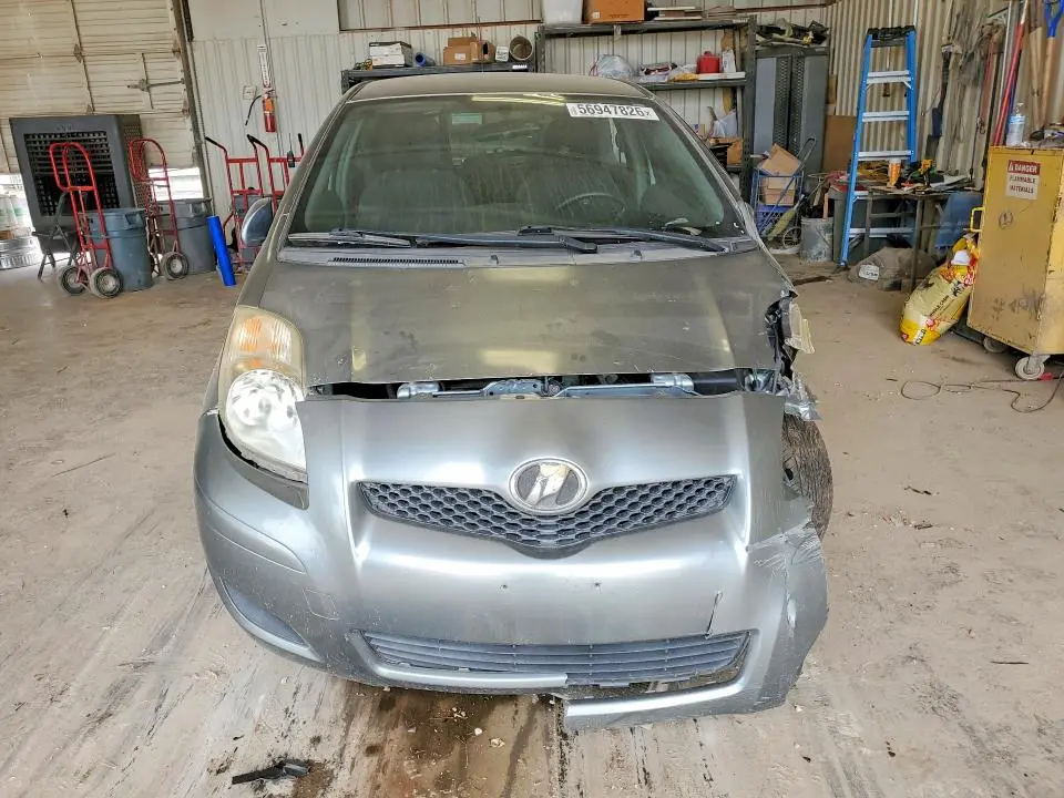 2010 TOYOTA YARIS BASE  