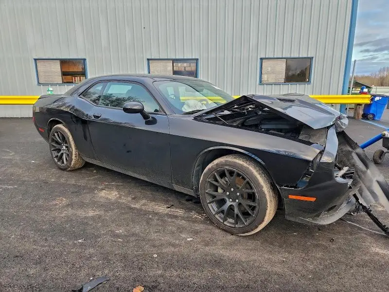 2021 DODGE CHALLENGER SXT  