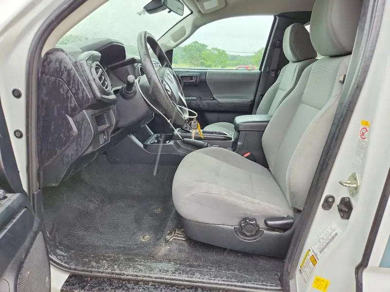 2019 TOYOTA TACOMA SR  