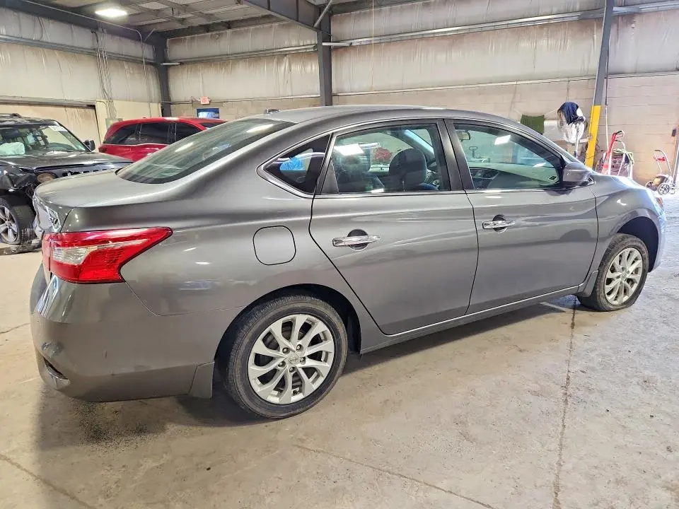 2018 NISSAN SENTRA SV  